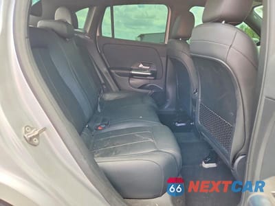 Zdjęcie 11 z 13 samochodu: 2021 MERCEDES-BENZ GLA 250 4MATIC VIN:W1N4N4HBXMJ157429 - miniatura
