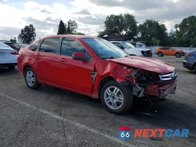 Czwarte zdjęcie samochodu z boku: 2008 FORD FOCUS SE VIN:1FAHP35N58W200682 - miniatura