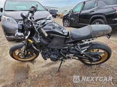 Trzecie zdjęcie samochodu z tyłu: 2020 YAMAHA XSR900 VIN:JYARN47E8LA003000 - miniatura