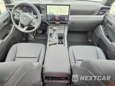 Zdjęcie 8 z 13 samochodu: 2025 LEXUS GX 550 PREMIUM+ VIN:JTJTBCDX0S5054109 - miniatura