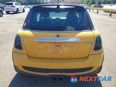 Zdjęcie 6 z 12 samochodu: 2007 MINI COOPER S VIN:WMWMF73547TL90008 - miniatura
