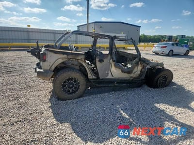 Trzecie zdjęcie samochodu z tyłu: 2018 JEEP WRANGLER UNLIMITED SPORT VIN:1C4HJXDG9JW183459 - miniatura