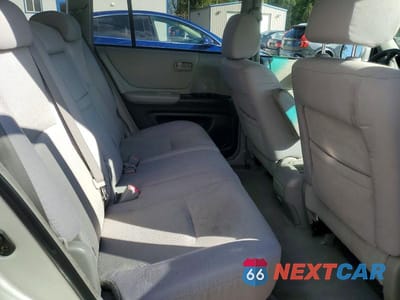 Zdjęcie 11 z 12 samochodu: 2004 TOYOTA HIGHLANDER BASE VIN:JTEHD21A640026761 - miniatura