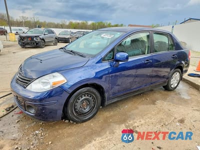 2010 NISSAN VERSA 1.8 S 3N1BC1APXAL450408 - główne zdjęcie licytacji z USA - miniatura