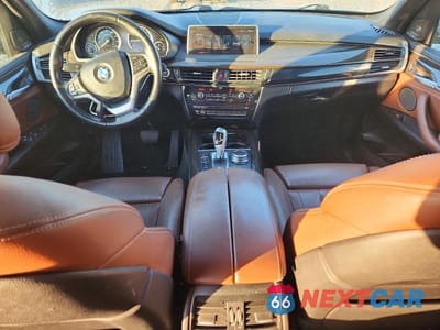 Zdjęcie 8 z 11 samochodu: 2017 BMW X5 XDR40E VIN:5UXKT0C34H0V96116 - miniatura