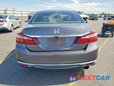 Zdjęcie 6 z 12 samochodu: 2016 HONDA ACCORD LX VIN:1HGCR2F39GA179435 - miniatura