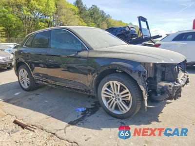 Czwarte zdjęcie samochodu z boku: 2020 AUDI Q5 PREMIUM PLUS VIN:WA1BNAFY4L2022650 - miniatura