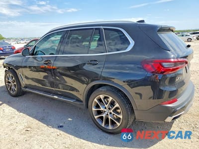 Drugie zdjęcie samochodu z przodu: 2022 BMW X5 XDRIVE40I VIN:5UXCR6C01N9M90662 - miniatura