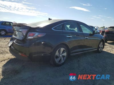 Trzecie zdjęcie samochodu z tyłu: 2017 HYUNDAI SONATA PLUG-IN HYBRID LIMITED VIN:KMHE54L28HA059777 - miniatura