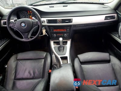 Zdjęcie 8 z 12 samochodu: 2008 BMW 335 XI VIN:WBAVD53568A285109 - miniatura
