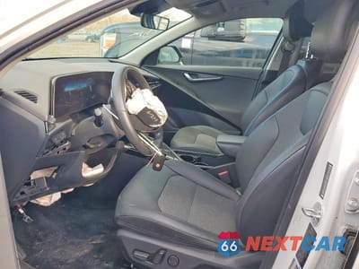 Zdjęcie 7 z 13 samochodu: 2023 KIA NIRO EV WIND VIN:KNDCR3L14P5071451 - miniatura