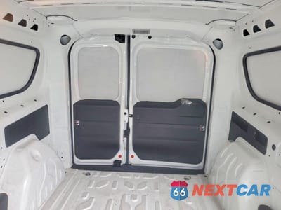 Zdjęcie 10 z 14 samochodu: 2022 RAM PROMASTER CITY TRADESMAN VIN:ZFBHRFAB1N6Y18789 - miniatura