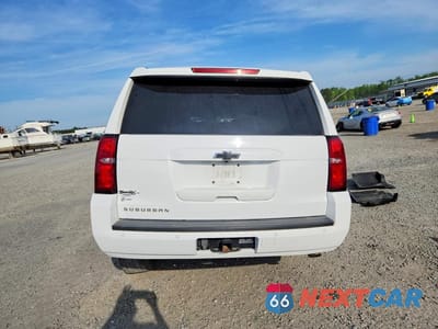 Zdjęcie 6 z 14 samochodu: 2019 CHEVROLET SUBURBAN K1500 LT VIN:1GNSKHKCXKR148090 - miniatura
