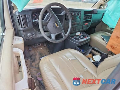Zdjęcie 8 z 12 samochodu: 2017 CHEV EXPRESS G3500 VIN:1GCZGGFG0H1316391 - miniatura