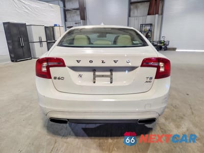 Zdjęcie 6 z 12 samochodu: 2014 VOLVO S60 T5 VIN:YV1612FH7E2275127 - miniatura
