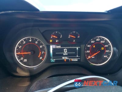 Zdjęcie 9 z 13 samochodu: 2017 CHEVROLET CAMARO LT VIN:1G1FB3DS8H0101857 - miniatura