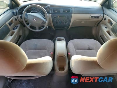 Zdjęcie 8 z 11 samochodu: 2001 FORD TAURUS LX VIN:1FAFP52U91A289612 - miniatura