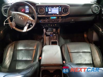 Zdjęcie 8 z 12 samochodu: 2018 TOYOTA TACOMA TRD OFF-ROAD VIN:3TMCZ5AN5JM130350 - miniatura