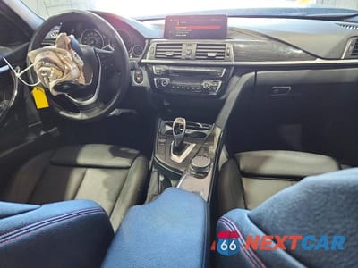 Zdjęcie 8 z 12 samochodu: 2018 BMW 330 XI VIN:WBA8D9G54JNU66951 - miniatura