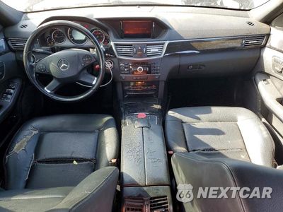 Zdjęcie 8 z 12 samochodu: 2011 MERCEDES-BENZ E-CLASS VIN:WDDHF2EB5BA432450 - miniatura