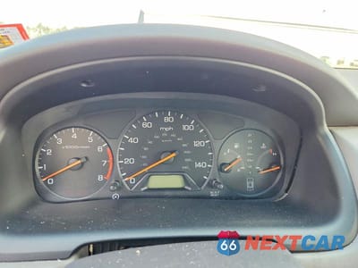 Zdjęcie 9 z 12 samochodu: 2002 HONDA ACCORD EX VIN:1HGCG66822A171775 - miniatura