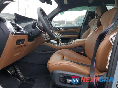 Zdjęcie 7 z 13 samochodu: 2026 BMW X5 M COMPETITION VIN:5YM13ET08T9082555 - miniatura