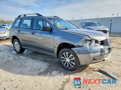 Czwarte zdjęcie samochodu z boku: 2005 MITSUBISHI OUTLANDER LS VIN:JA4LZ31F25U049170 - miniatura