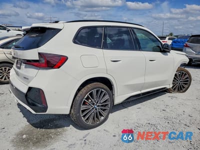 Trzecie zdjęcie samochodu z tyłu: 2026 BMW X1 XDRIVE28I VIN:WBX73EF04T5423670 - miniatura