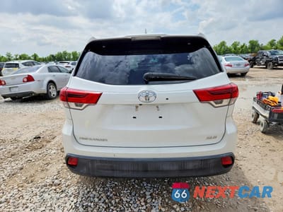 Zdjęcie 6 z 13 samochodu: 2017 TOYOTA HIGHLANDER XLE VIN:5TDKZRFH4HS517133 - miniatura