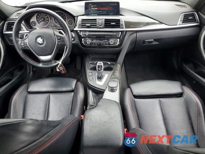 Zdjęcie 8 z 12 samochodu: 2017 BMW 330 XI VIN:WBA8D9G3XHNU64517 - miniatura