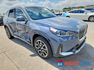 Czwarte zdjęcie samochodu z boku: 2026 BMW X1 XDRIVE28I VIN:WBX73EF0XT5427805 - miniatura