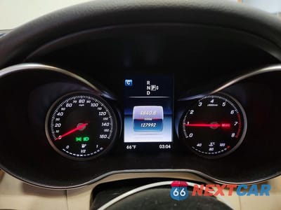 Zdjęcie 9 z 13 samochodu: 2015 MERCEDES-BENZ C 300 4MATIC VIN:55SWF4KB2FU031144 - miniatura