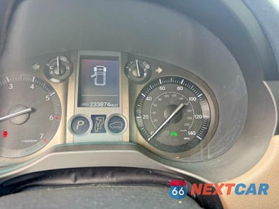 Zdjęcie 8 z 10 samochodu: 2010 LEXUS GX 460 VIN:JTJBM7FX4A5000420 - miniatura