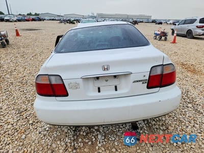Zdjęcie 6 z 12 samochodu: 1996 HONDA ACCORD LX VIN:1HGCD5631TA037901 - miniatura