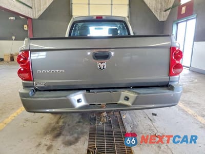 Zdjęcie 6 z 12 samochodu: 2007 DODGE DAKOTA ST VIN:1D7HE22K87S235815 - miniatura