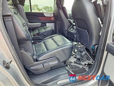 Zdjęcie 11 z 13 samochodu: 2020 LINCOLN NAVIGATOR L RESERVE VIN:5LMJJ3LT5LEL21993 - miniatura