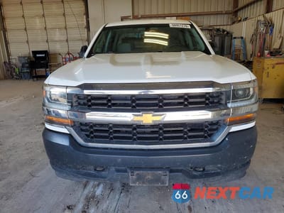 Piąte zdjęcie samochodu w środku: 2018 CHEVROLET SILVERADO K1500 VIN:3GCUKNEC8JG124428 - miniatura