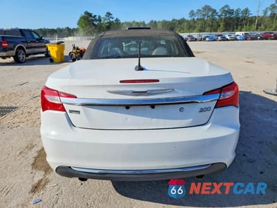 Zdjęcie 6 z 12 samochodu: 2013 CHRYSLER 200 TOURING VIN:1C3BCBEG0DN659517 - miniatura