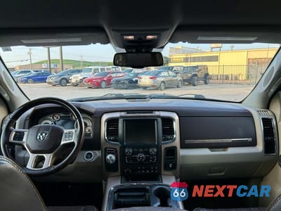 Zdjęcie 9 z 10 samochodu: 2016 RAM 1500 LONGHORN VIN:1C6RR6PT4GS194635 - miniatura