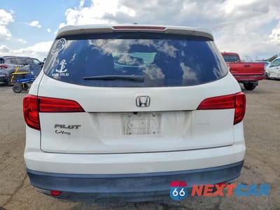 Zdjęcie 6 z 13 samochodu: 2017 HONDA PILOT EX VIN:5FNYF6H37HB070319 - miniatura