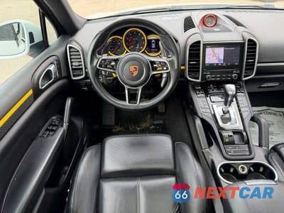 Zdjęcie 9 z 13 samochodu: 2018 PORSCHE CAYENNE VIN:WP1AA2A21JKA02261 - miniatura