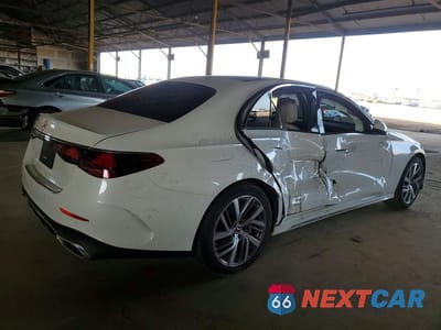 Trzecie zdjęcie samochodu z tyłu: 2025 MERCEDES-BENZ E 350 VIN:W1KLF4GB7SA136137 - miniatura