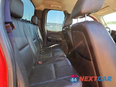 Zdjęcie 10 z 12 samochodu: 2010 GMC SIERRA K1500 SLT VIN:1GTSKWE39AZ144782 - miniatura