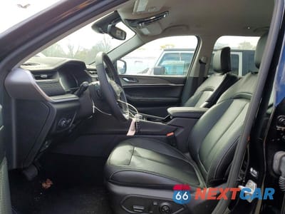 Zdjęcie 7 z 13 samochodu: 2023 JEEP GRAND CHEROKEE LIMITED VIN:1C4RJHBG8PC504821 - miniatura