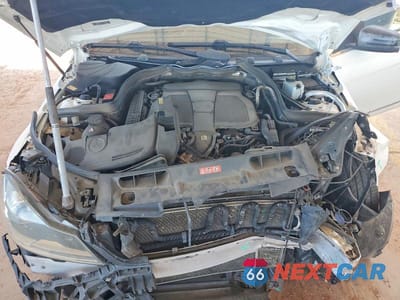 Zdjęcie 11 z 11 samochodu: 2014 MERCEDES-BENZ C 300 4MATIC VIN:WDDGF8AB8ER324141 - miniatura