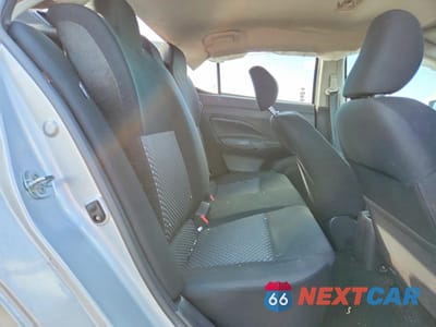 Zdjęcie 10 z 12 samochodu: 2024 NISSAN VERSA S VIN:3N1CN8DV2RL888904 - miniatura