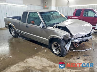 Czwarte zdjęcie samochodu z boku: 2000 CHEVROLET S TRUCK S10 VIN:1GCCS19W3Y8234523 - miniatura