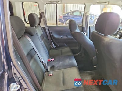 Zdjęcie 10 z 13 samochodu: 2006 TOYOTA SCION XB VIN:JTLKT324X64087381 - miniatura