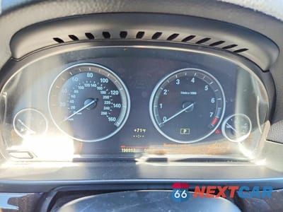 Zdjęcie 9 z 12 samochodu: 2013 BMW 535 XI VIN:WBAFU7C50DDU66943 - miniatura
