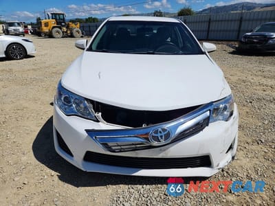 Piąte zdjęcie samochodu w środku: 2014 TOYOTA CAMRY LE VIN:4T1BF1FK1EU397414 - miniatura